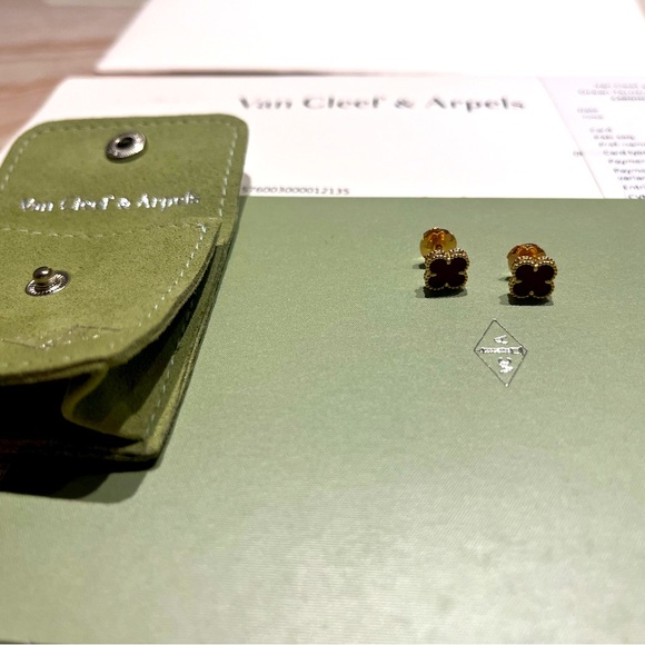 Van Cleef & Arpels sweet alhambra earrings - Picture 3 of 5